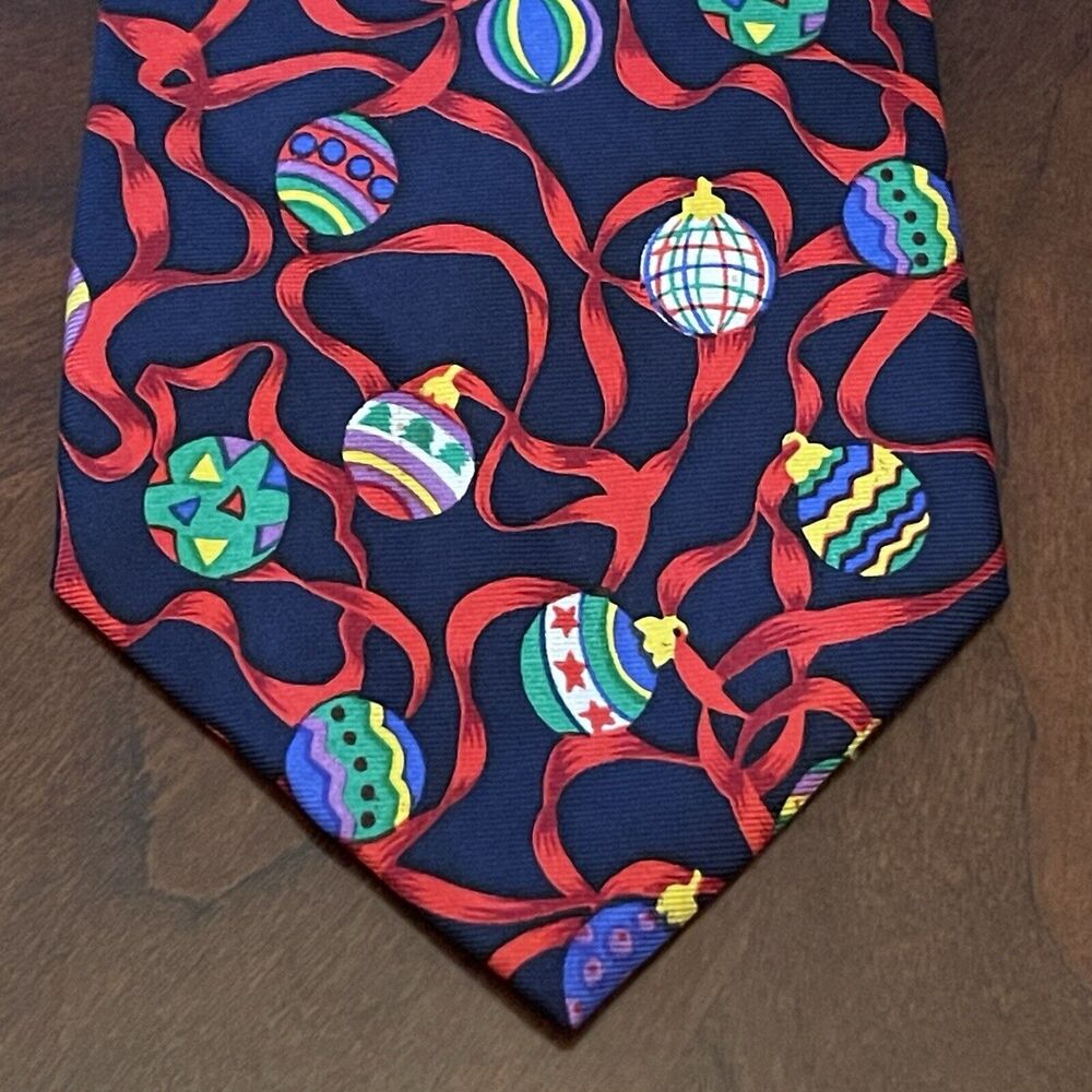 Alynn ‘ Christmas Ornaments 100% Silk Men’s Neck Tie Made In China